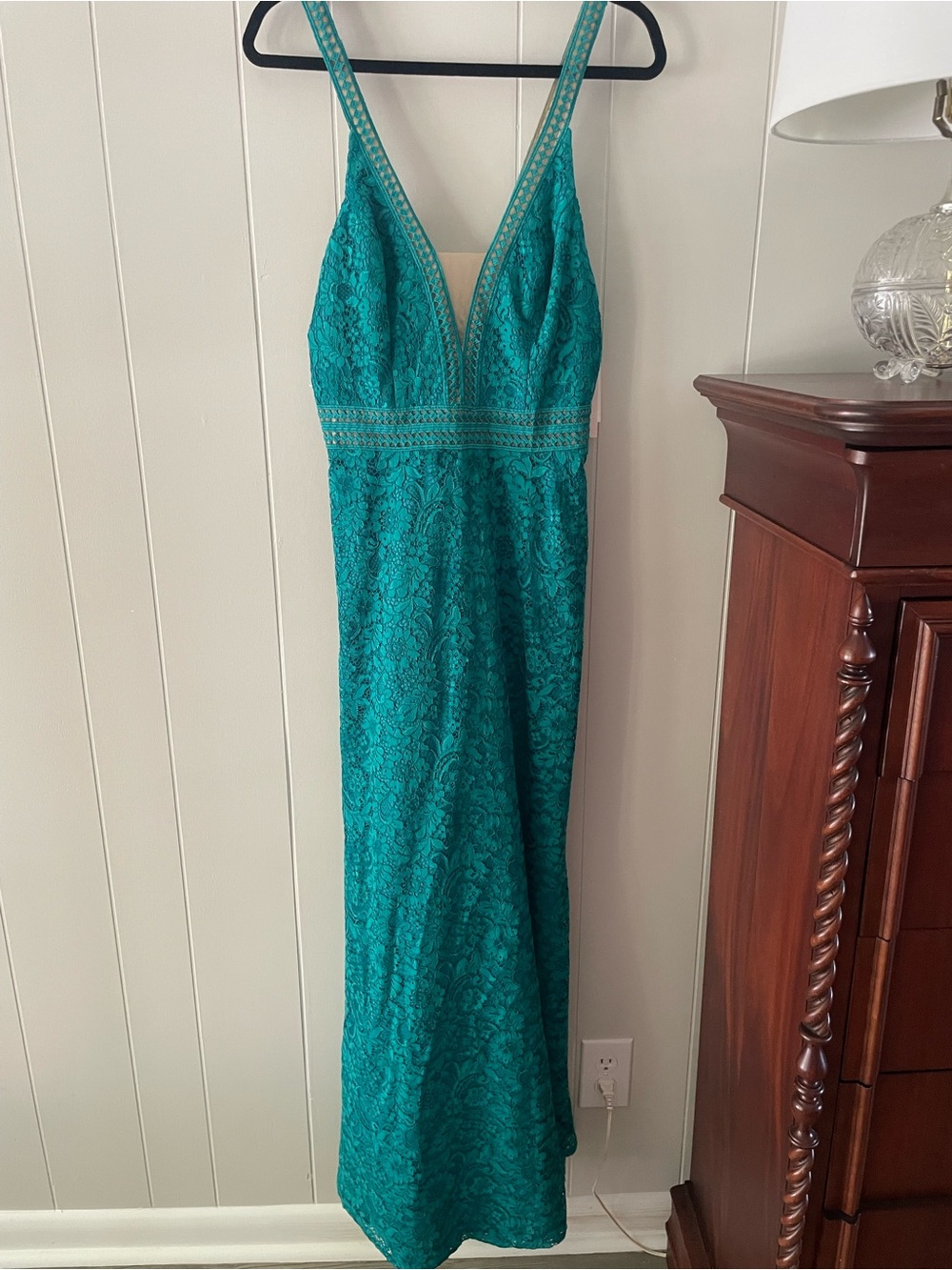 DB Studio David’s Bridal Size 10 Teal Lace Plunge